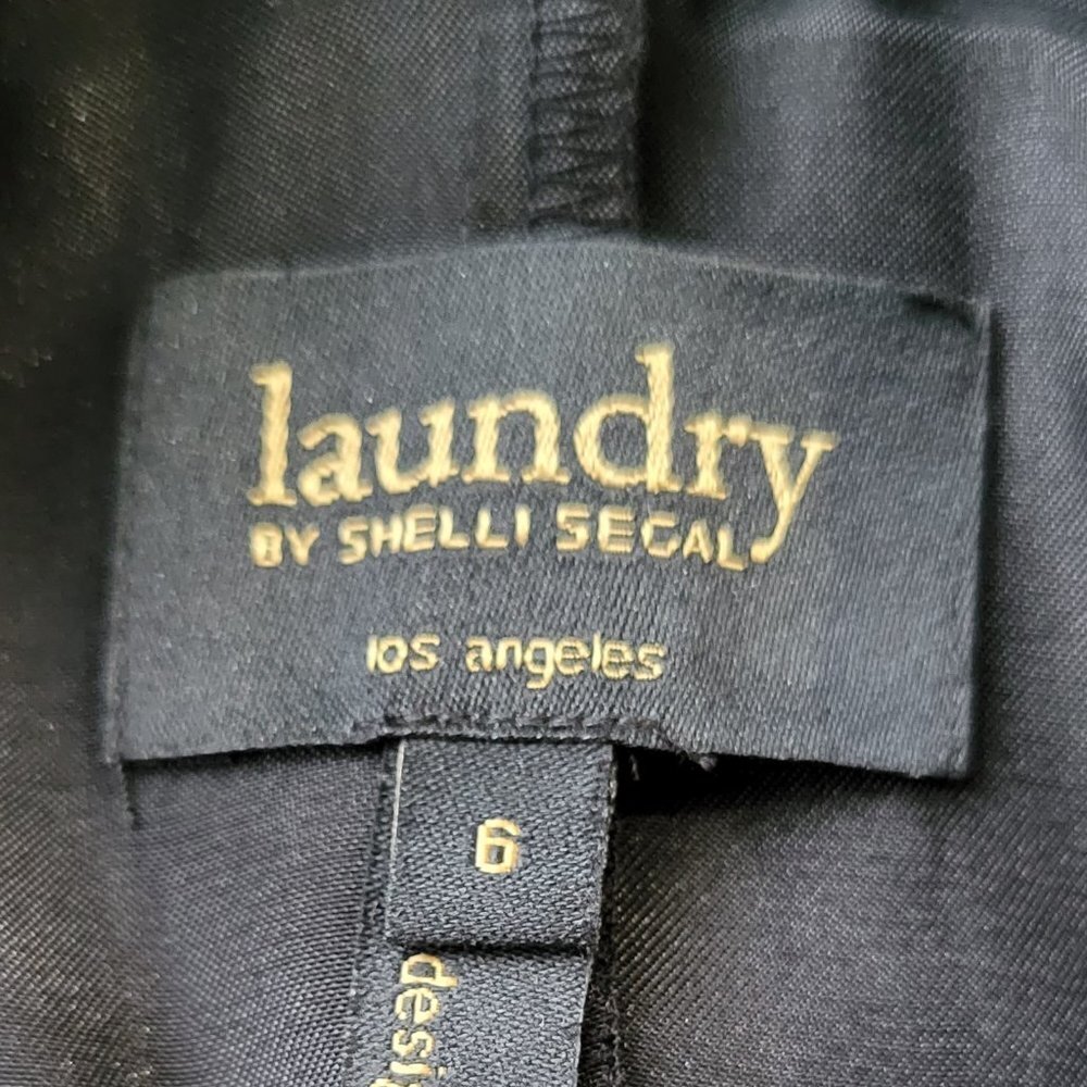 Laundry by Shelli Segal - Picture 9 of 10